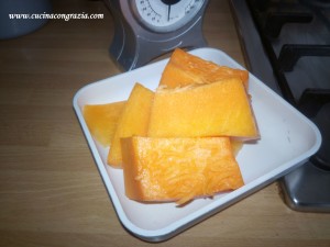 plumcake zucca e gorgonzola senza burro e uova