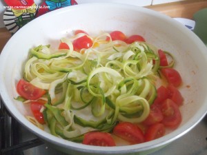 spaghetti di zucchine gamberi